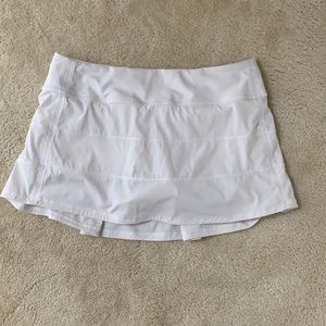 Lulu pace rival skirt white